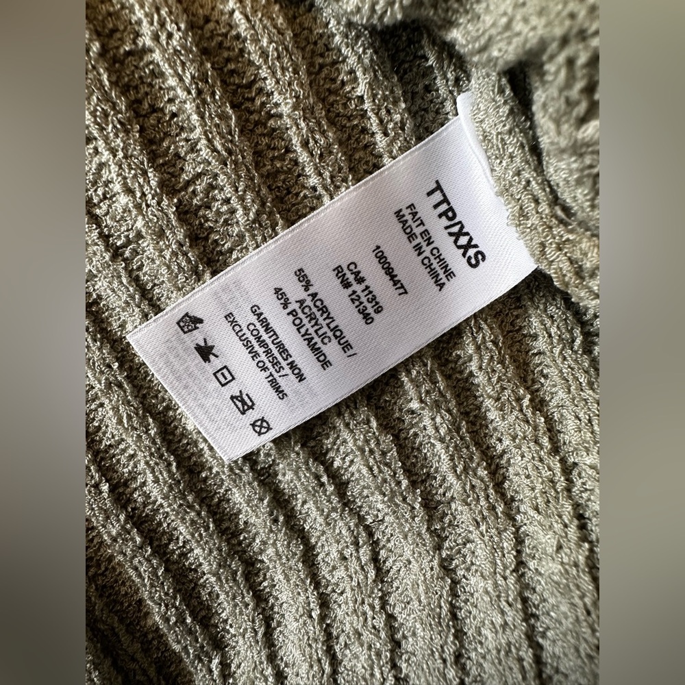 Garage Ribbed Button-Front Cropped Cardigan – XXS - Picture 4 of 4